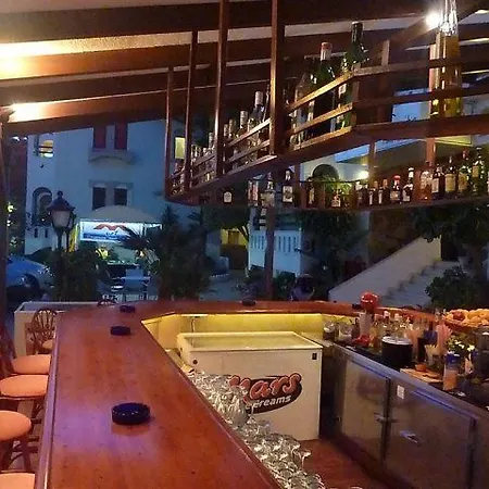 Otel Bella Casita Family Apts 3*