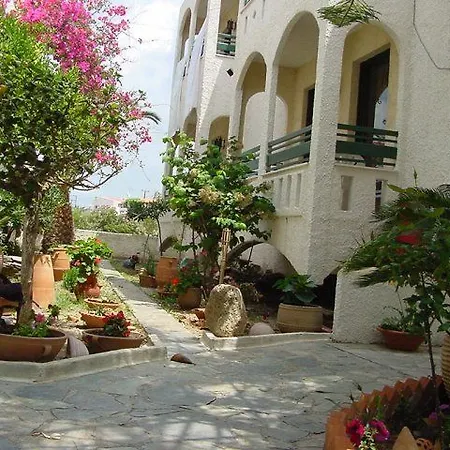 Hotel Bella Casita Family Apts 3*